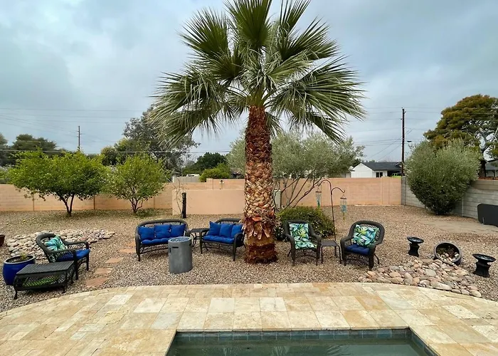 Luxurious Lehi, Heated Pool & Pirate Ship Holiday home *