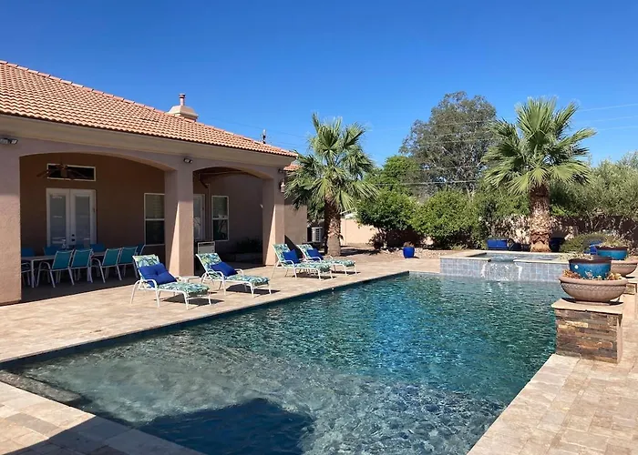 Holiday home Luxurious Lehi, Heated Pool & Pirate Ship