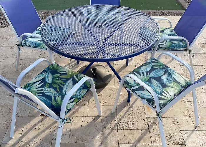 Holiday home Luxurious Lehi, Heated Pool & Pirate Ship