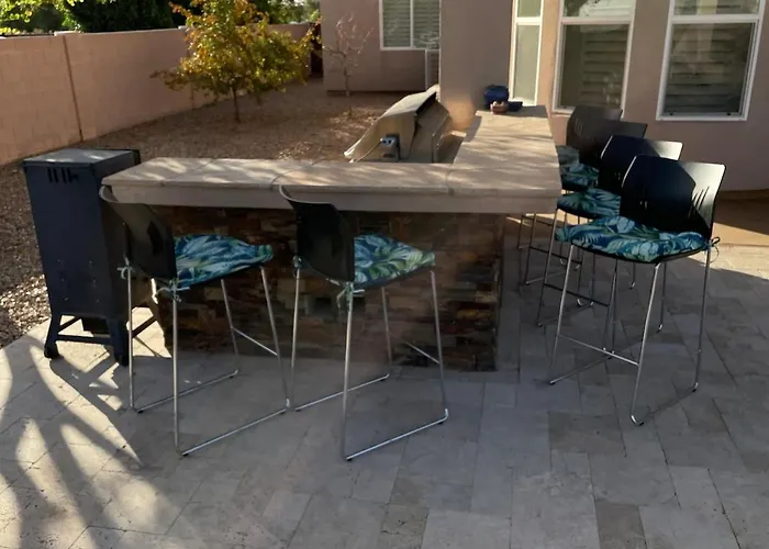 Luxurious Lehi, Heated Pool & Pirate Ship Holiday home Mesa