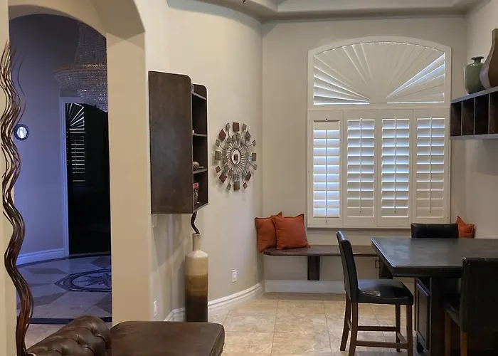 Luxurious Lehi, Heated Pool & Pirate Ship Holiday home Mesa